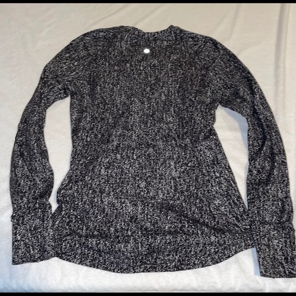 Lululemon extra mile long sleeve - Picture 4 of 10
